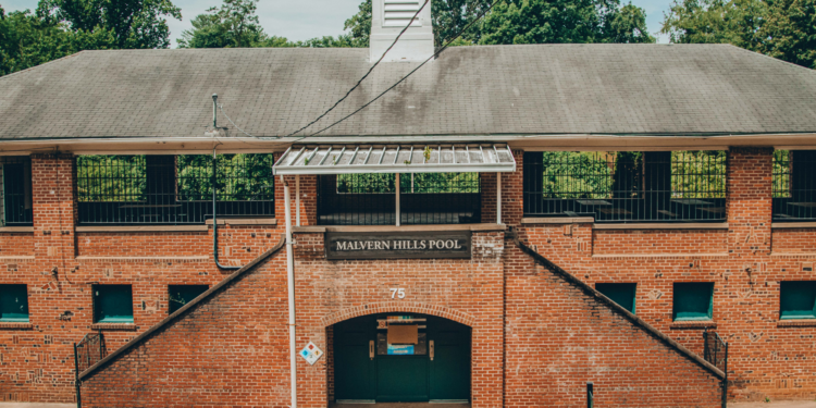 Brick bathhouse at Malvern Hills Park