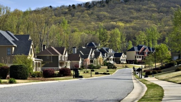 neighborhood street view