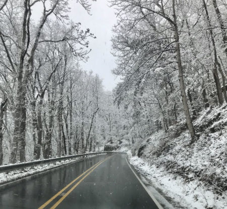 Town Mountain snowy road