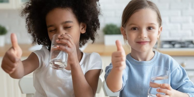 children drinking water