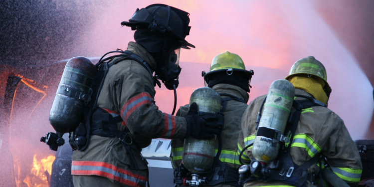 firefighter self contained breathing aparatus gear