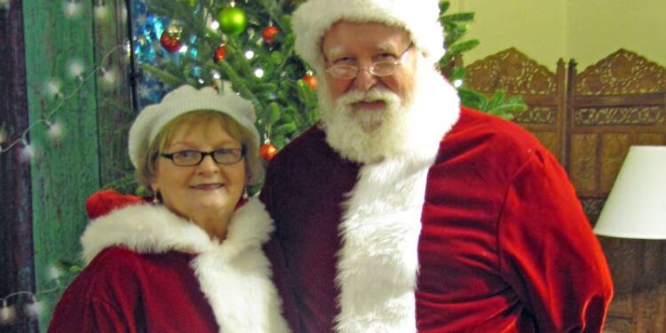 santa and mrs claus