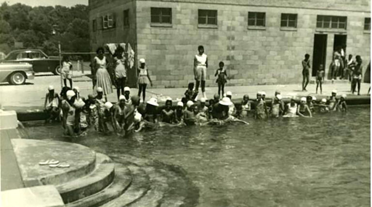 Young people in Walton Street Pool