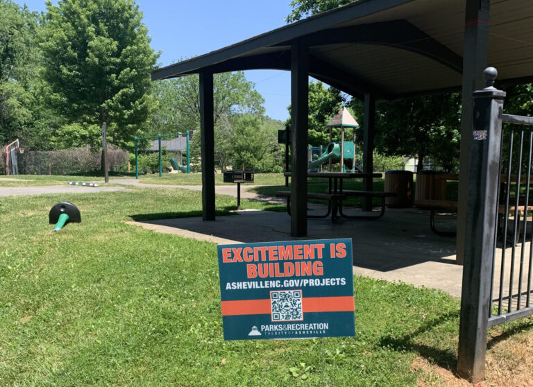 project sign at magnolia park