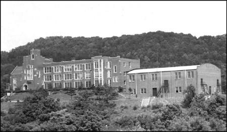 photo showing building on grounds of Stephens Lee High School