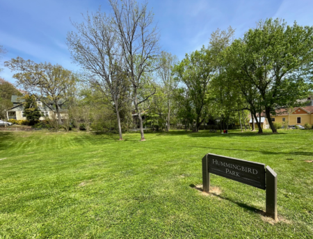 hummingbird park and entrance sign