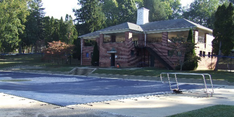 pool house at malvern hills pool