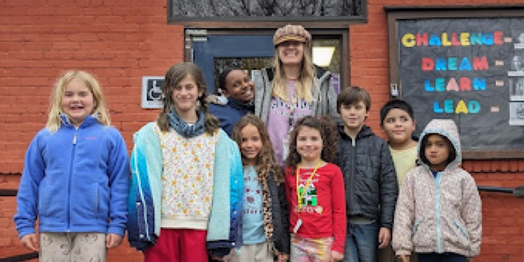 mere heil with group of children